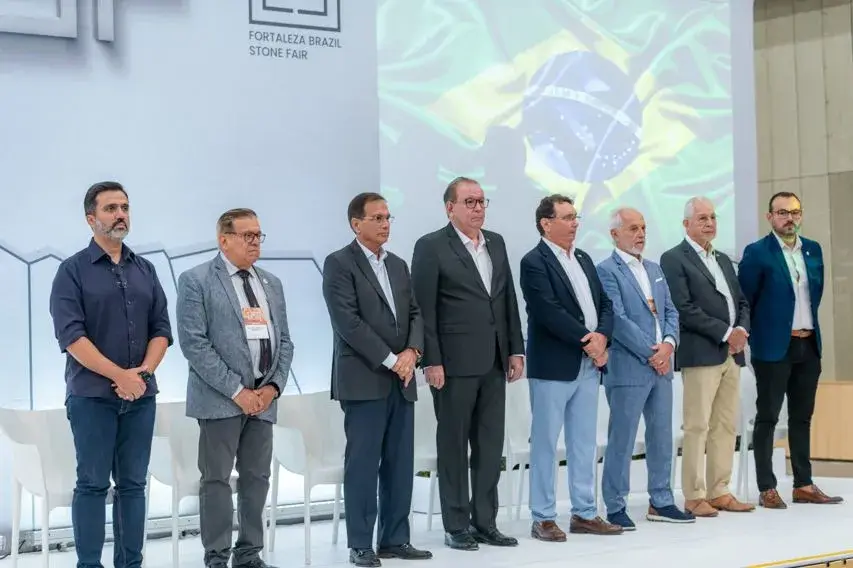 7ª edição do Fortaleza Brazil Stone Fair tem início no Ceará com presença de profissionais do setor de rochas ornamentais