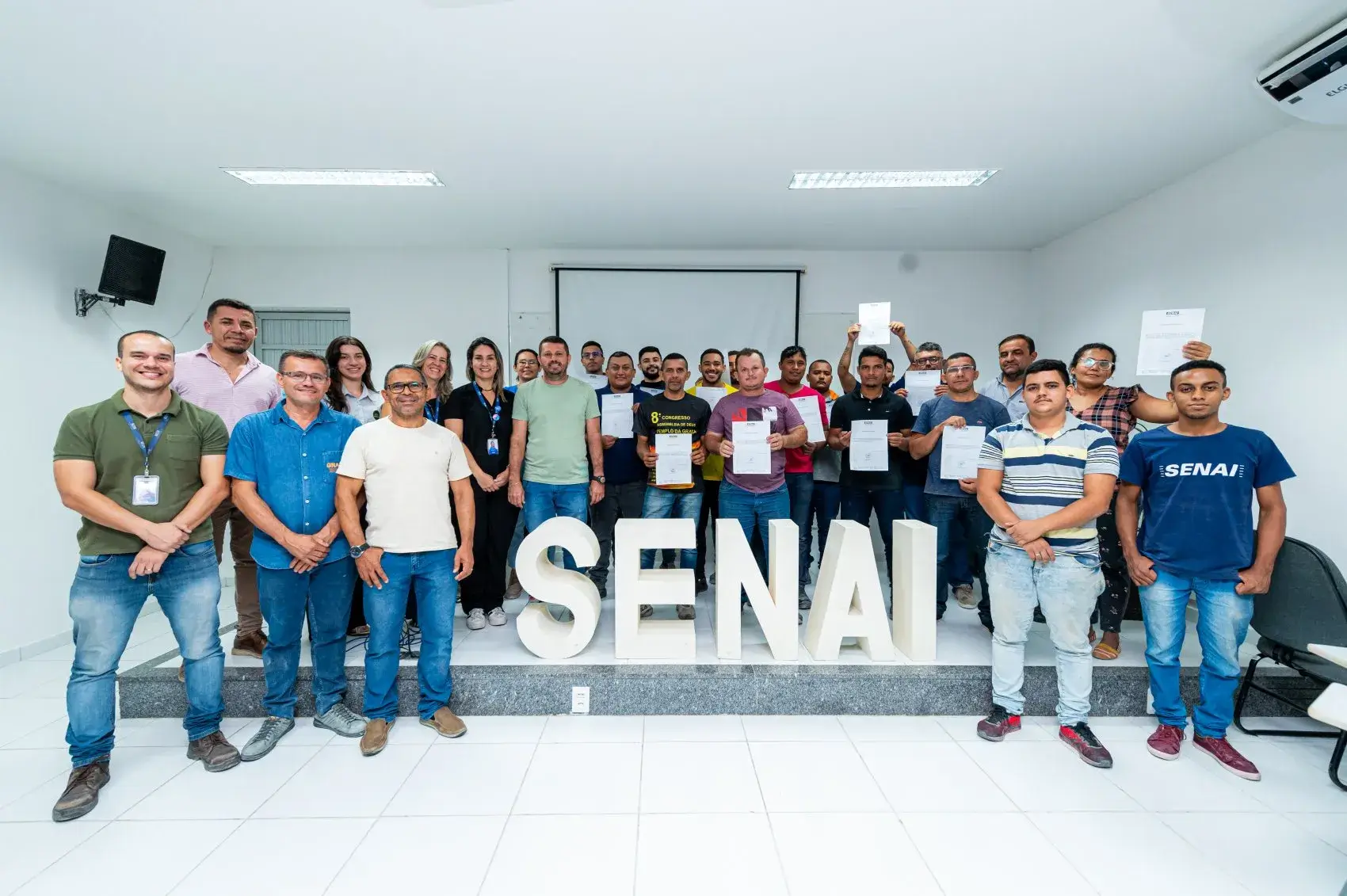 SENAI Ceará forma turma de curso inédito: Técnicas de acabamento de mármores e granitos